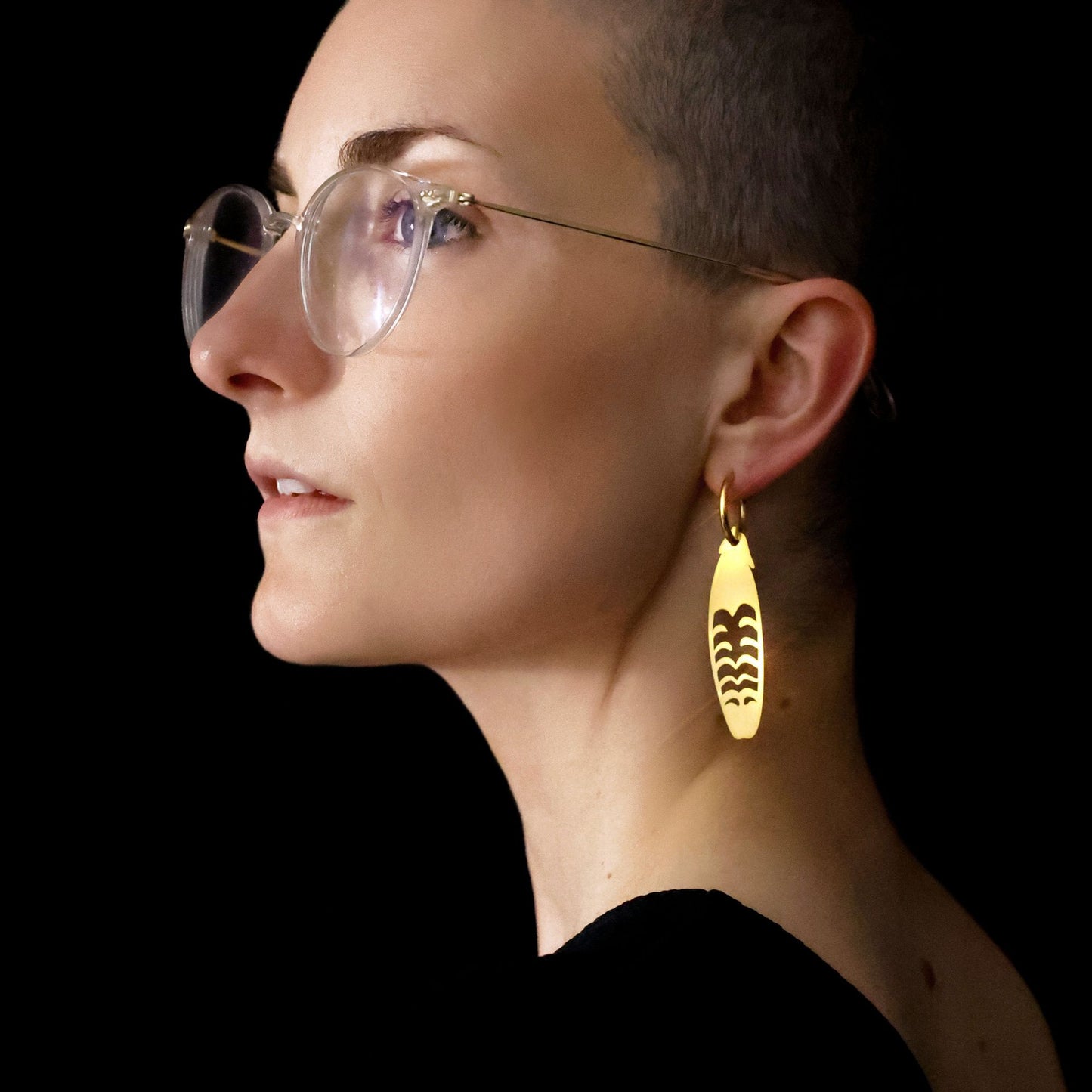 Refined Metal Editions – Red-Tailed Black Cockatoo Foraged Feather Earrings – 18k Gold-Plated