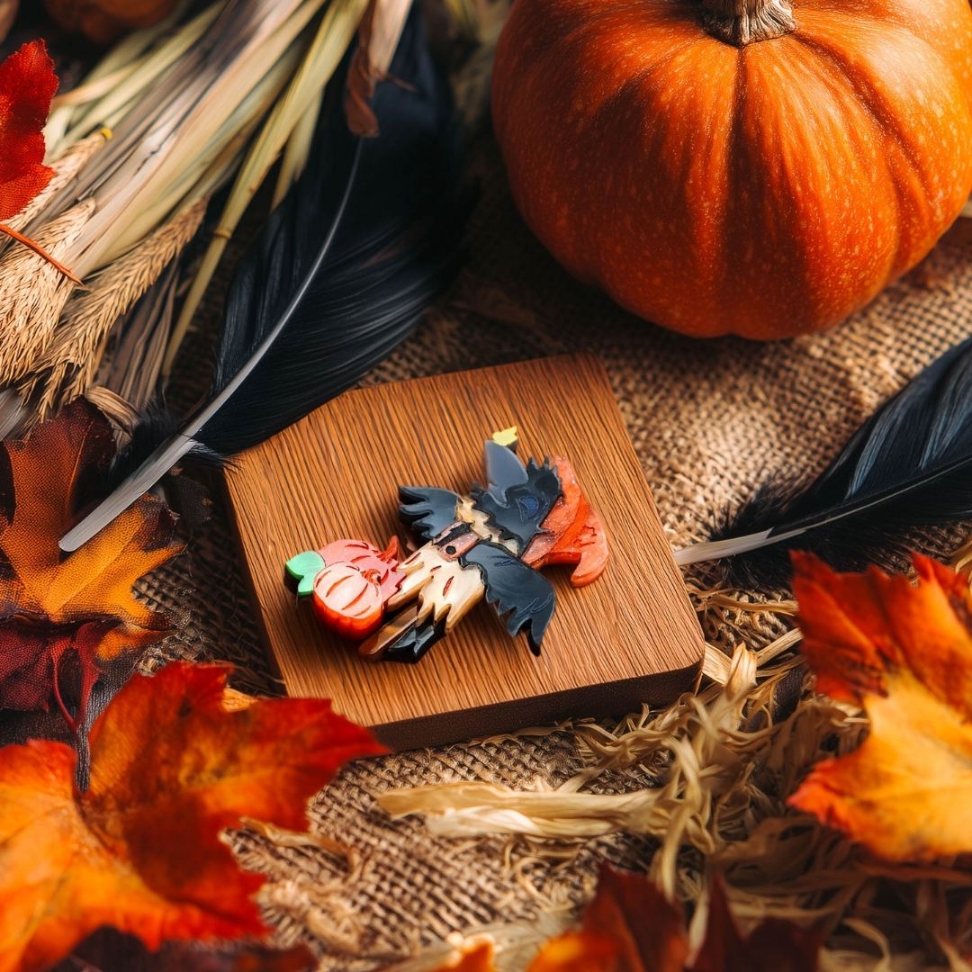 LIMITED EDITION: Scare Crow Brooch - 2025 Halloween Collection