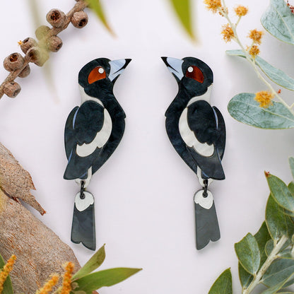 BINKABU Magpie handmade acrylic bird earrings