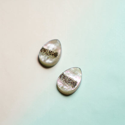 Willie Wagtail Egg Stud Earrings - Mini Bird Egg Series